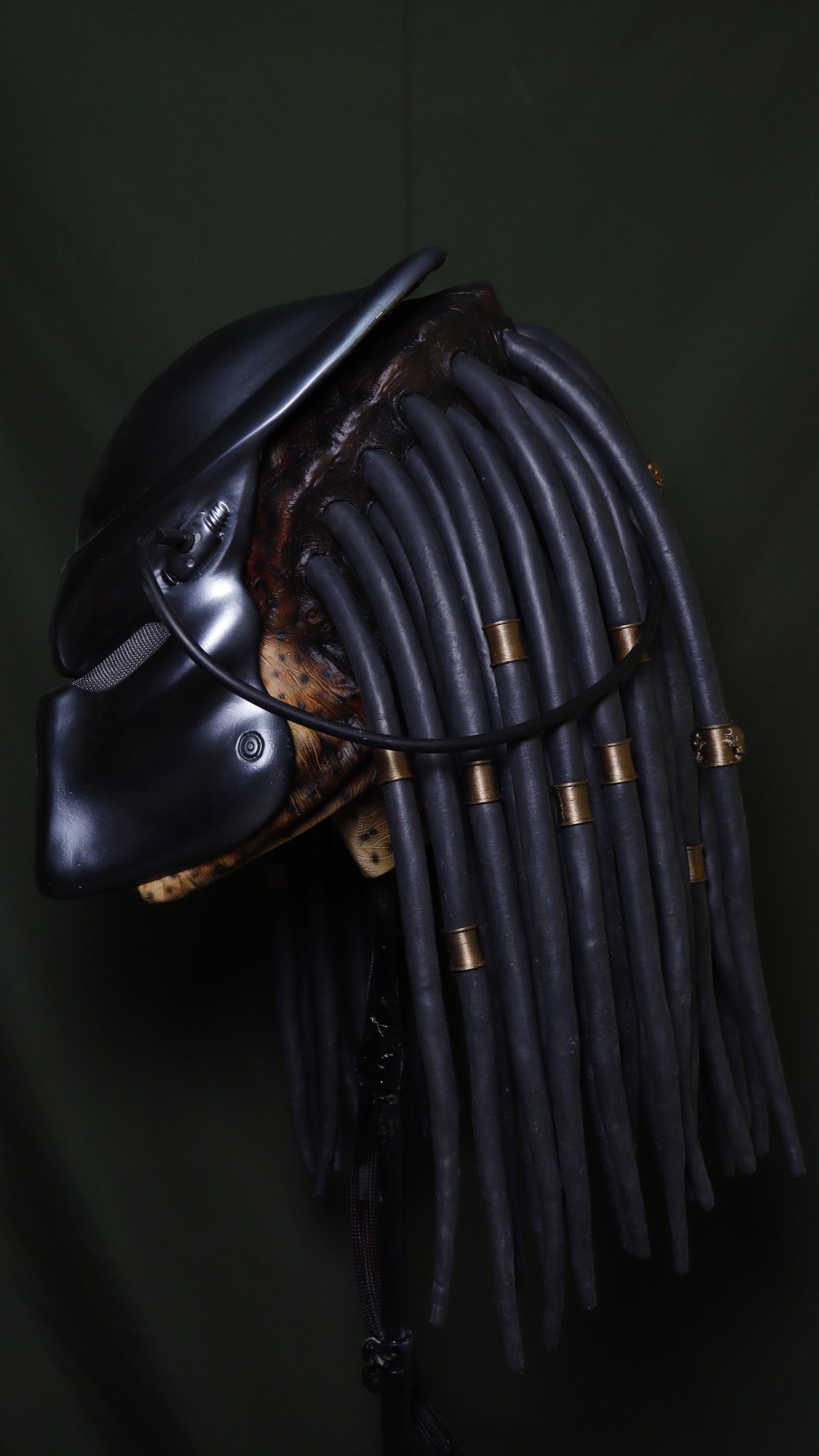 Máscara clásica Depredador 1987 animatronica, con Biohelmet