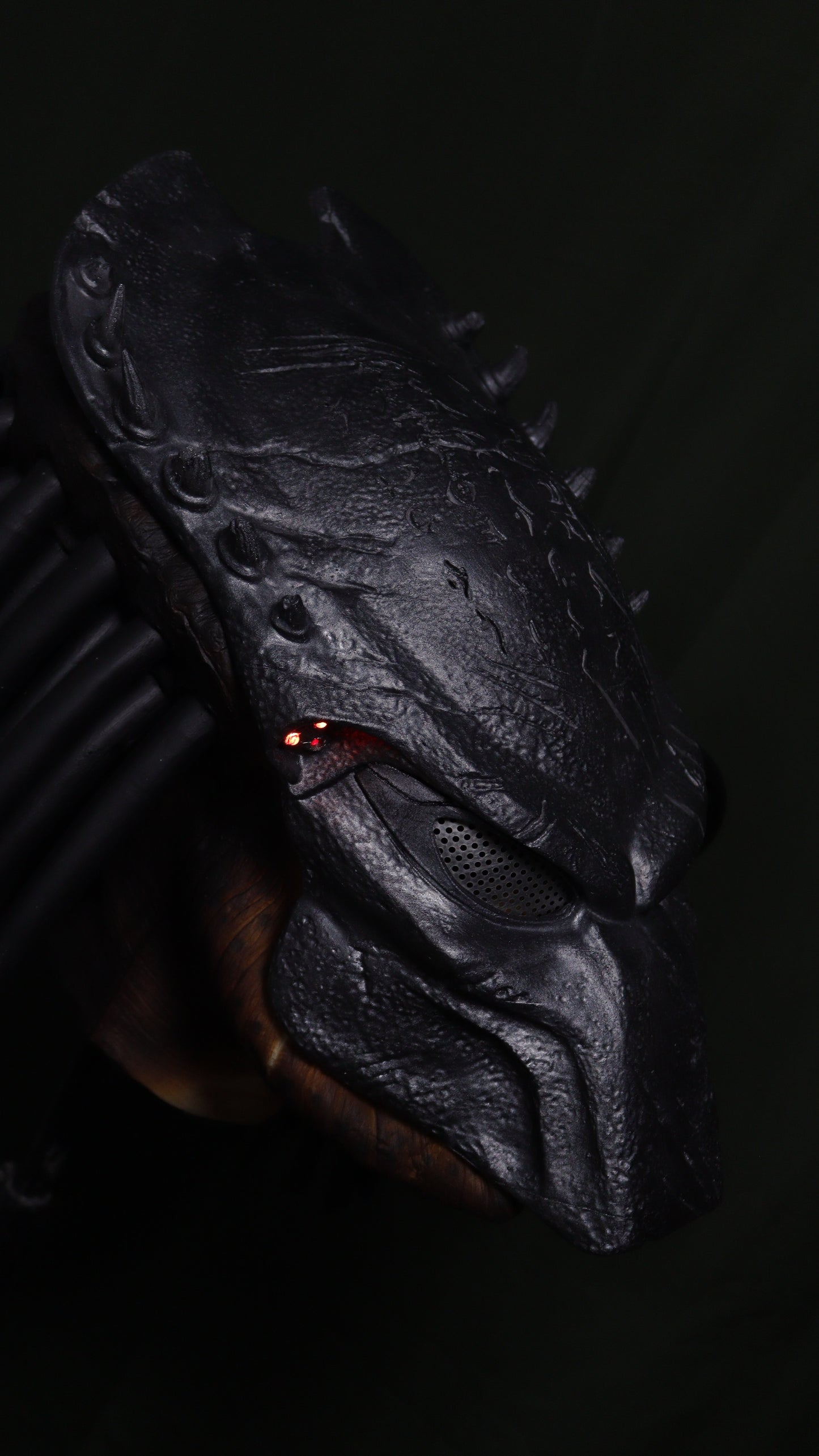 Biohelmet, Biocasco Depredador WOLF (Aliens vs predator 2, 2007) Pieza de colección, incluye luz LED